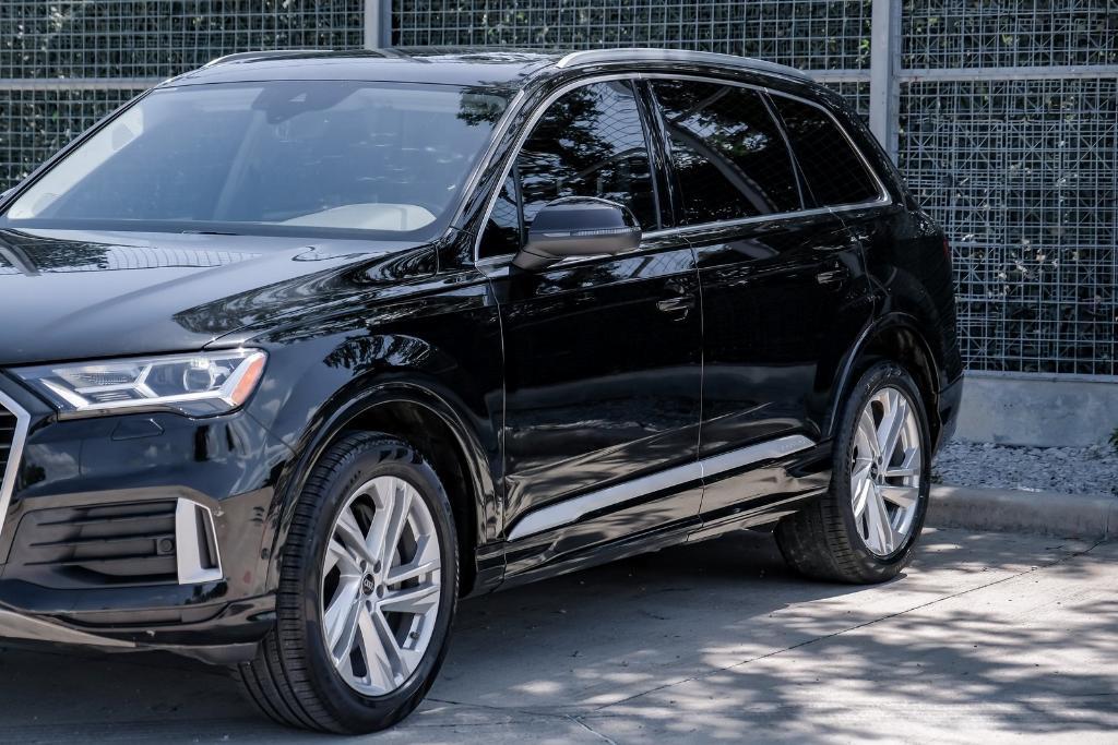 used 2023 Audi Q7 car, priced at $33,999