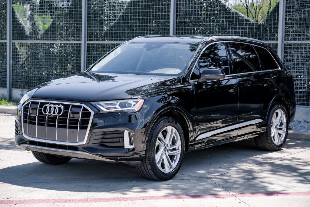 used 2023 Audi Q7 car, priced at $33,999