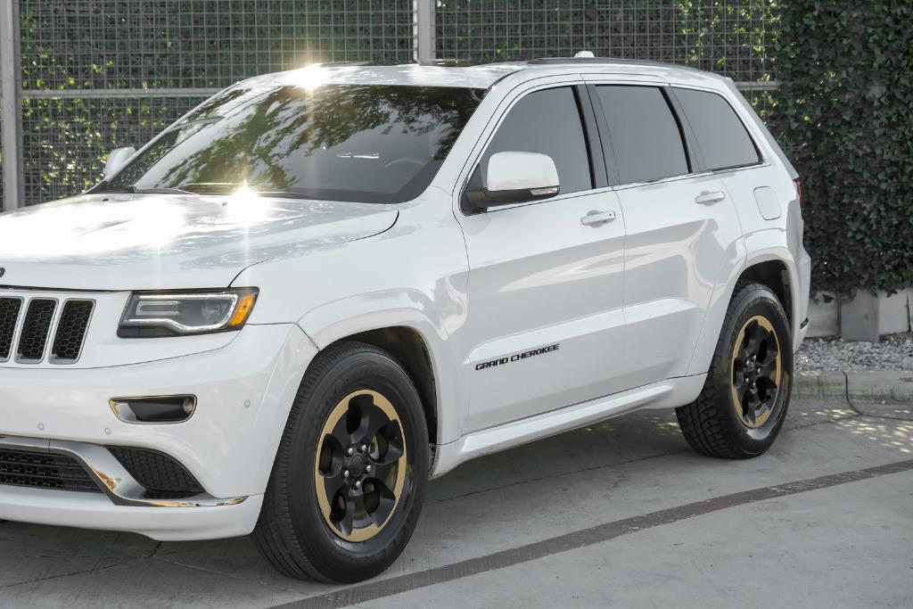 used 2016 Jeep Grand Cherokee car, priced at $16,299