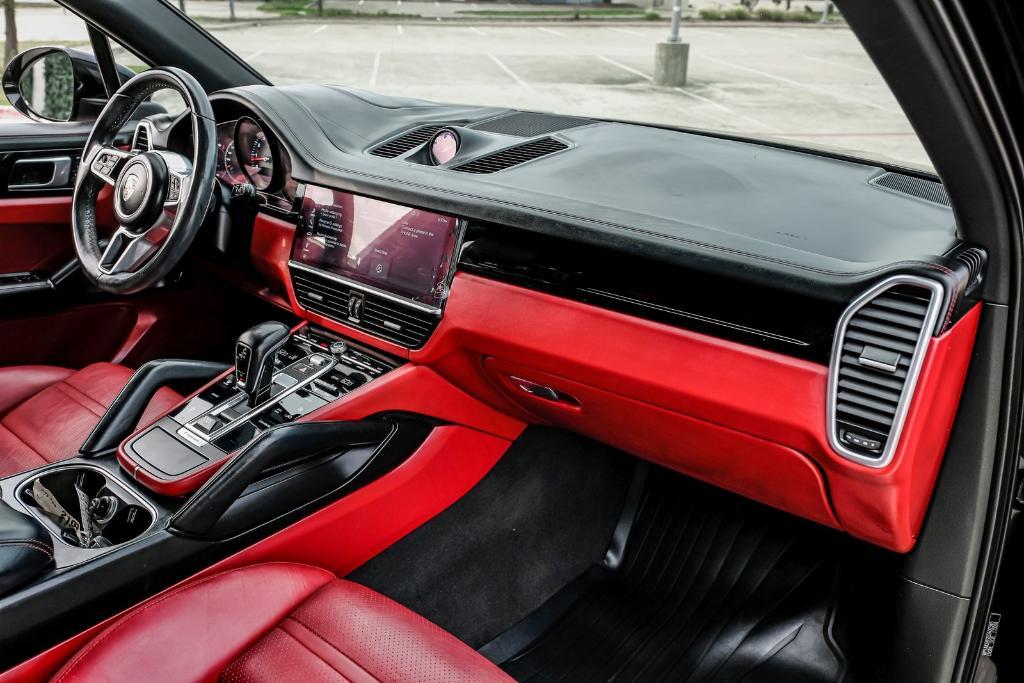 used 2020 Porsche Cayenne car, priced at $31,999
