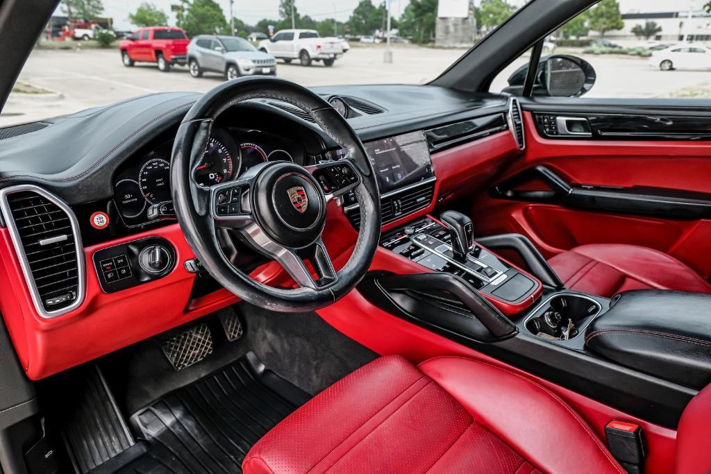 used 2020 Porsche Cayenne car, priced at $31,999