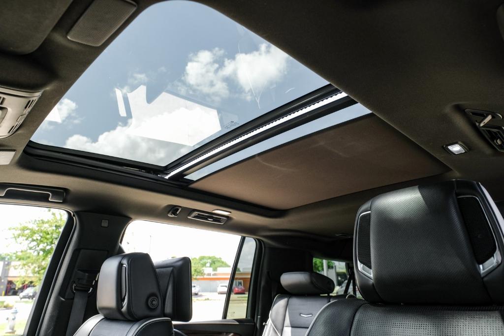 used 2021 Cadillac Escalade ESV car, priced at $49,999