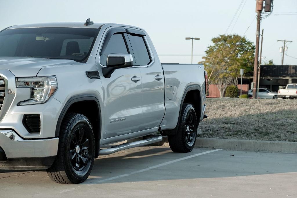 used 2019 GMC Sierra 1500 car, priced at $26,999