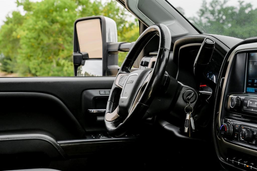 used 2018 GMC Sierra 2500 car, priced at $44,999