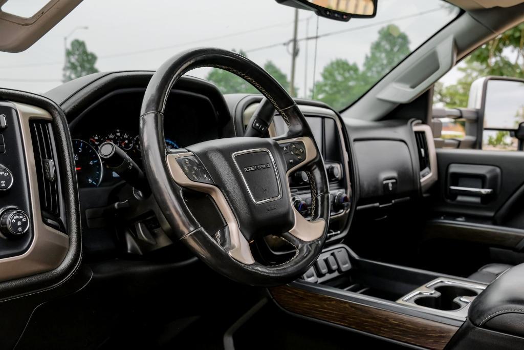 used 2018 GMC Sierra 2500 car, priced at $44,999