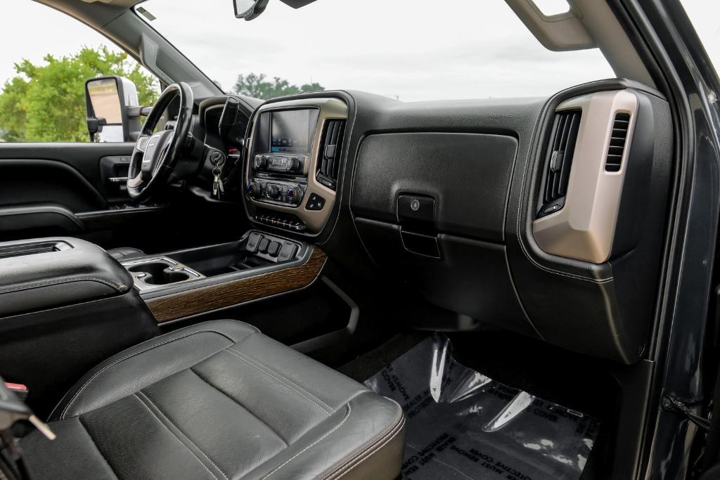 used 2018 GMC Sierra 2500 car, priced at $44,999