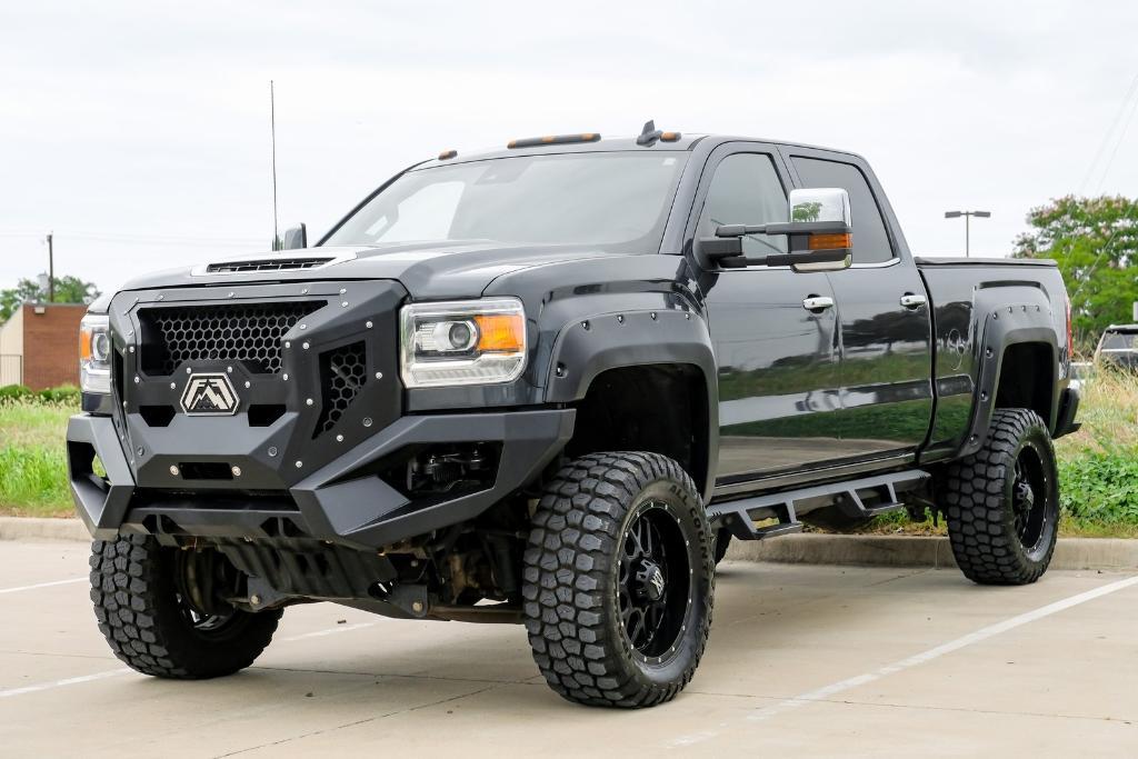 used 2018 GMC Sierra 2500 car, priced at $44,999