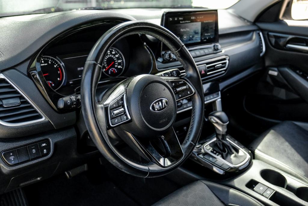 used 2021 Kia Seltos car, priced at $20,999