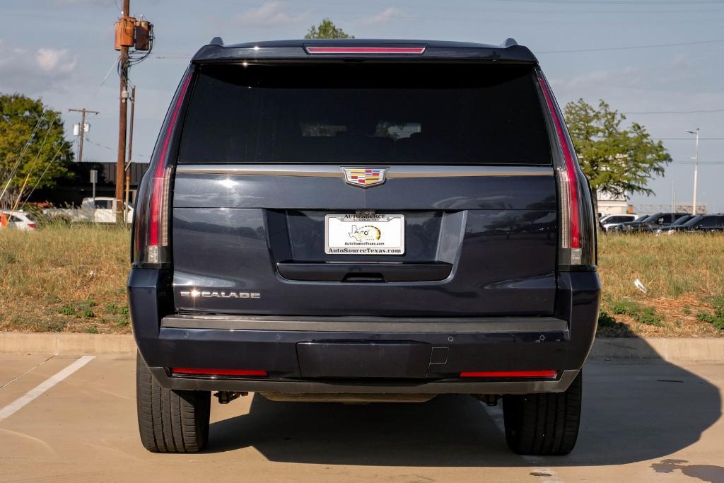 used 2017 Cadillac Escalade ESV car, priced at $28,699