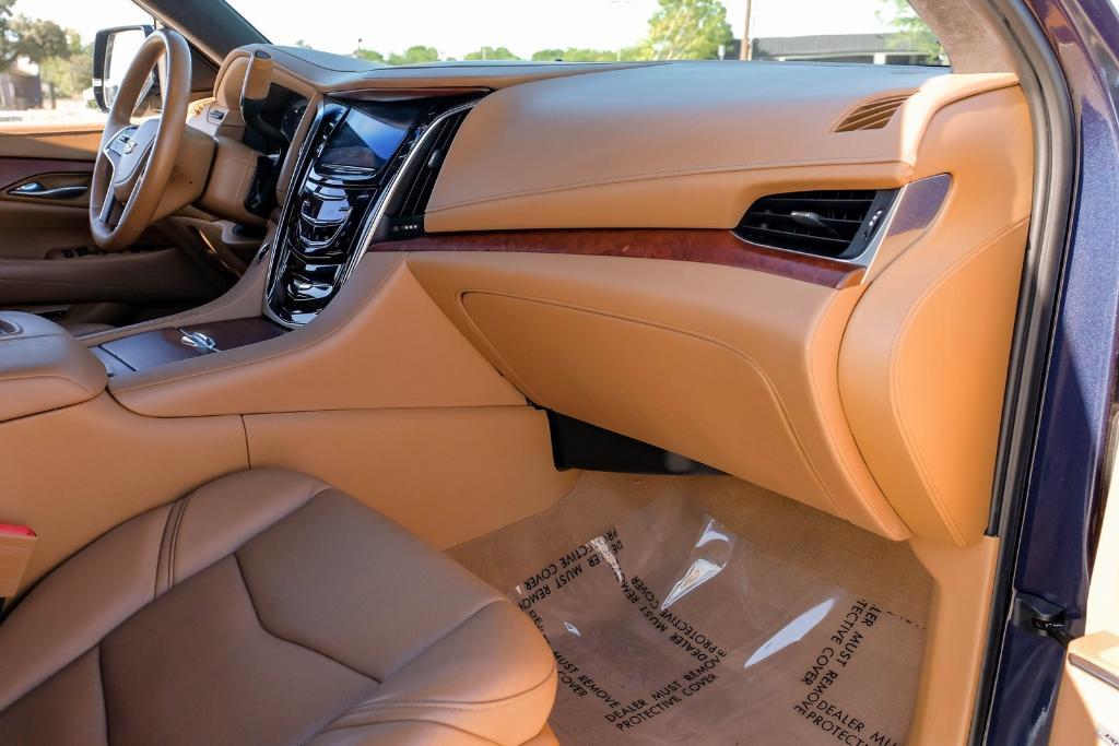 used 2017 Cadillac Escalade ESV car, priced at $28,699