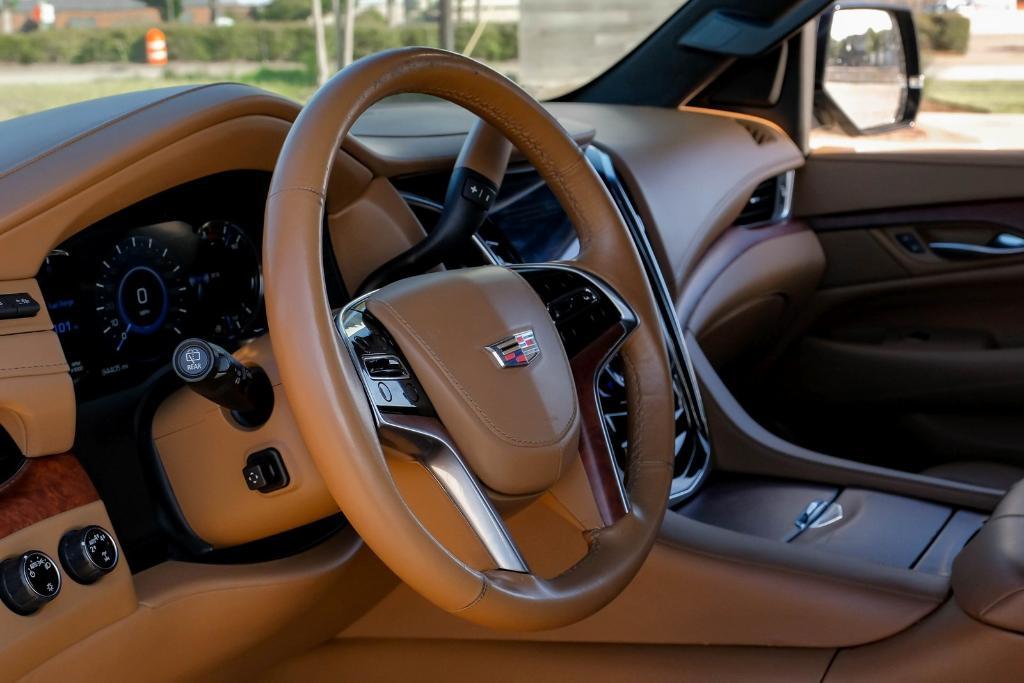 used 2017 Cadillac Escalade ESV car, priced at $28,699