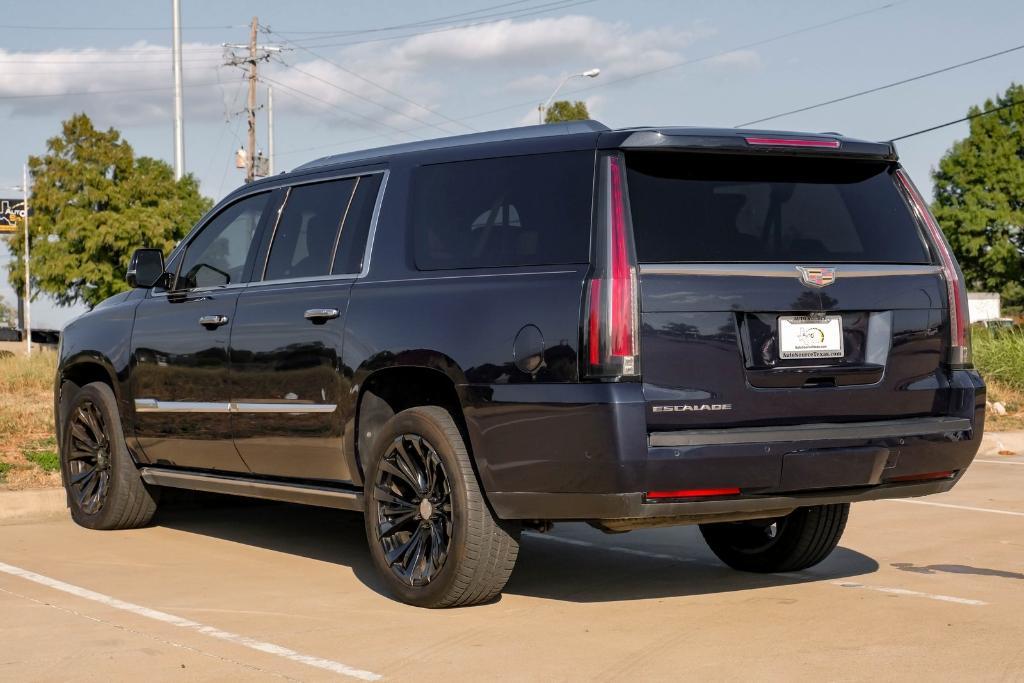 used 2017 Cadillac Escalade ESV car, priced at $28,699