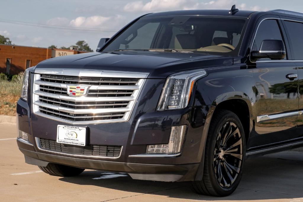 used 2017 Cadillac Escalade ESV car, priced at $28,699