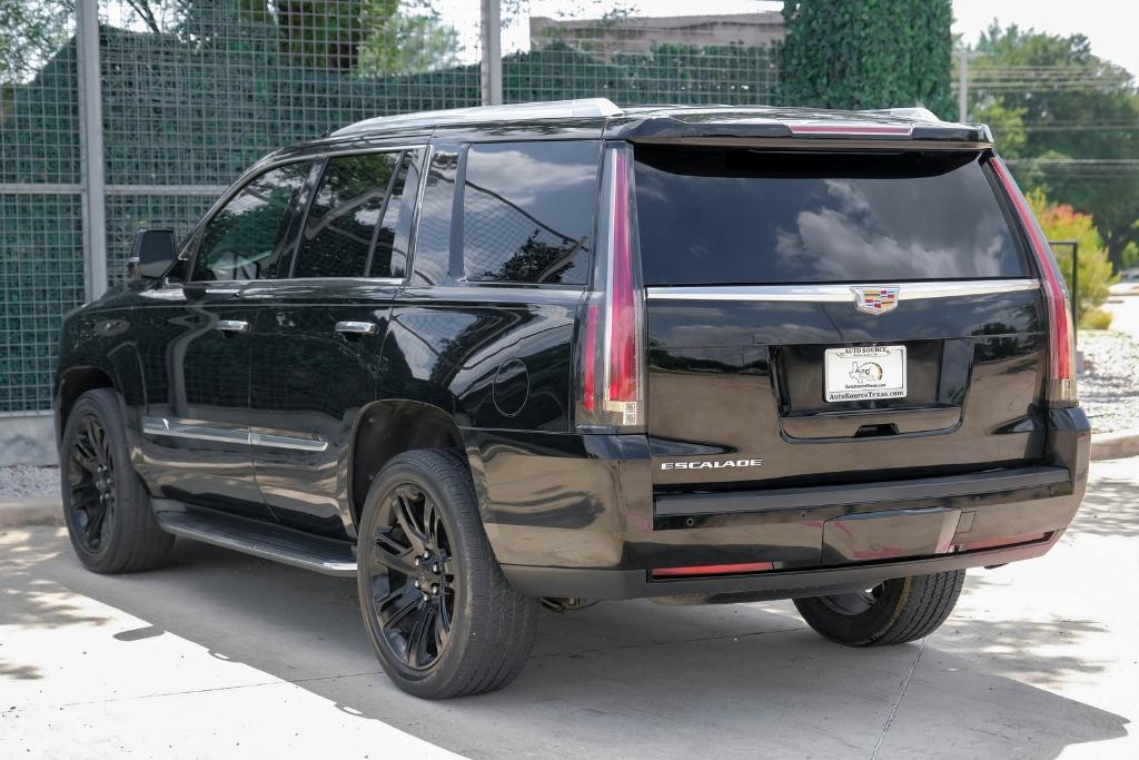 used 2019 Cadillac Escalade car, priced at $28,499