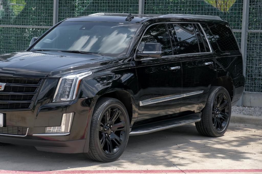 used 2019 Cadillac Escalade car, priced at $28,499