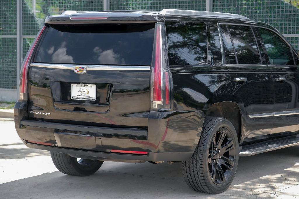 used 2019 Cadillac Escalade car, priced at $28,499