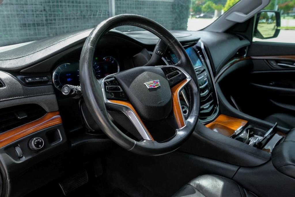 used 2019 Cadillac Escalade car, priced at $28,499