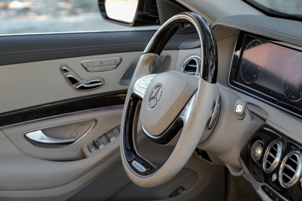 used 2015 Mercedes-Benz S-Class car, priced at $25,999