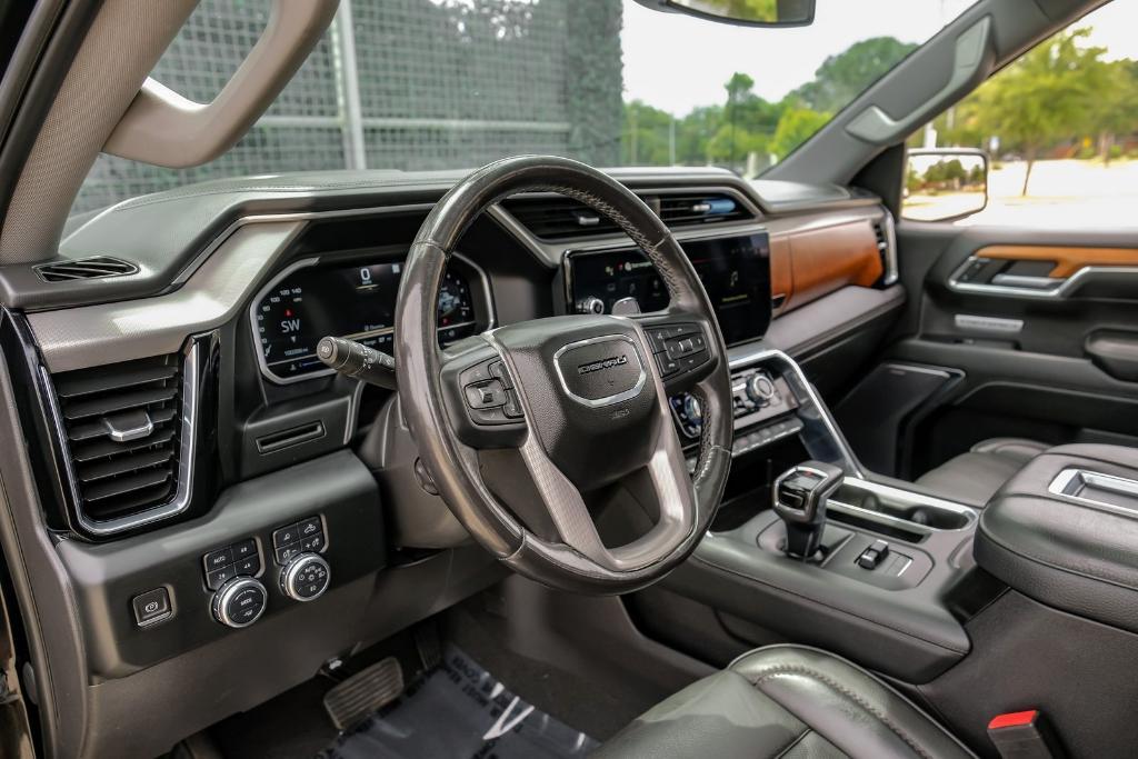 used 2022 GMC Sierra 1500 car, priced at $44,999