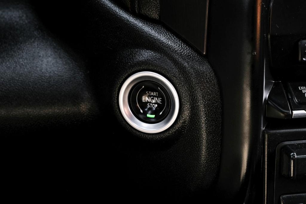used 2021 GMC Sierra 2500 car, priced at $61,948