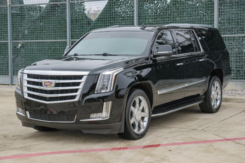 used 2017 Cadillac Escalade ESV car, priced at $23,255