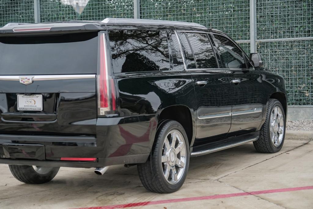 used 2017 Cadillac Escalade ESV car, priced at $23,255