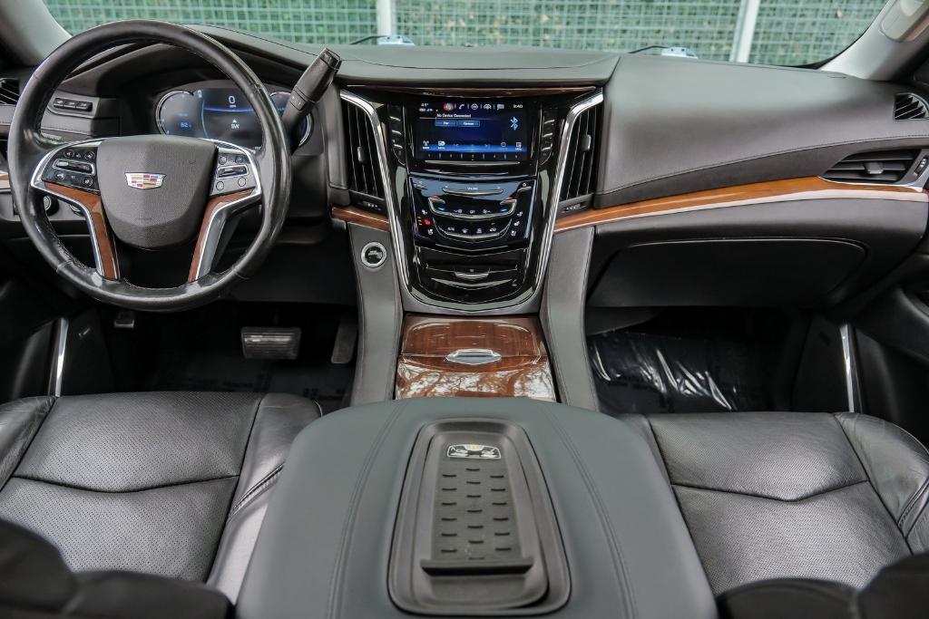 used 2017 Cadillac Escalade ESV car, priced at $23,255