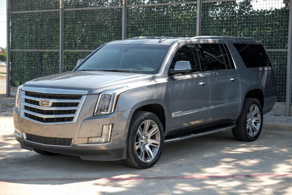 used 2019 Cadillac Escalade ESV car, priced at $22,999