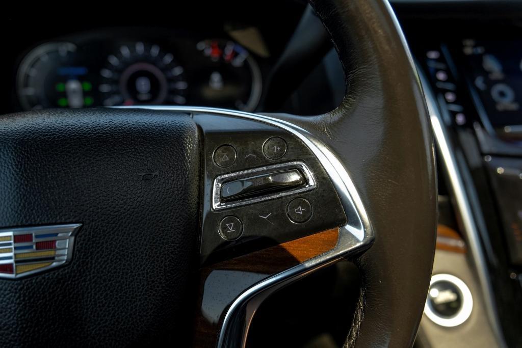 used 2019 Cadillac Escalade ESV car, priced at $22,999