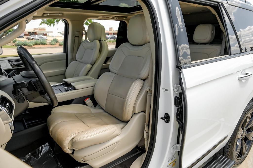 used 2020 Lincoln Navigator car, priced at $39,999