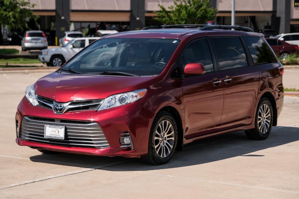 used 2018 Toyota Sienna car, priced at $24,999