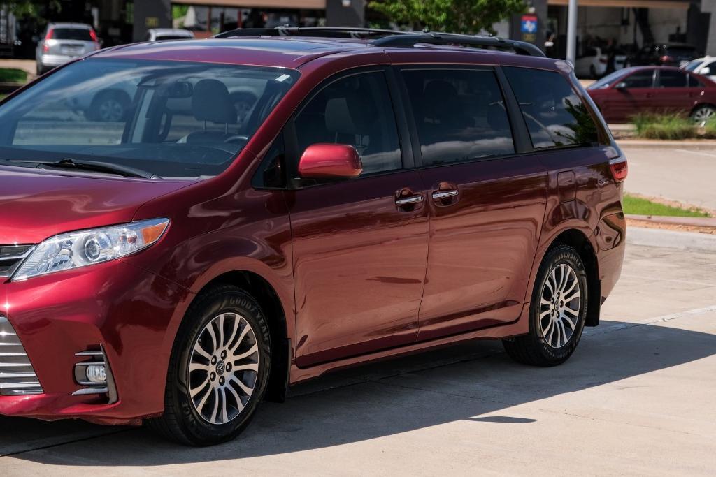 used 2018 Toyota Sienna car, priced at $24,999