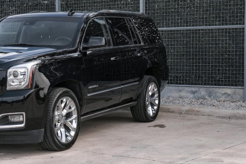 used 2020 GMC Yukon car, priced at $42,599