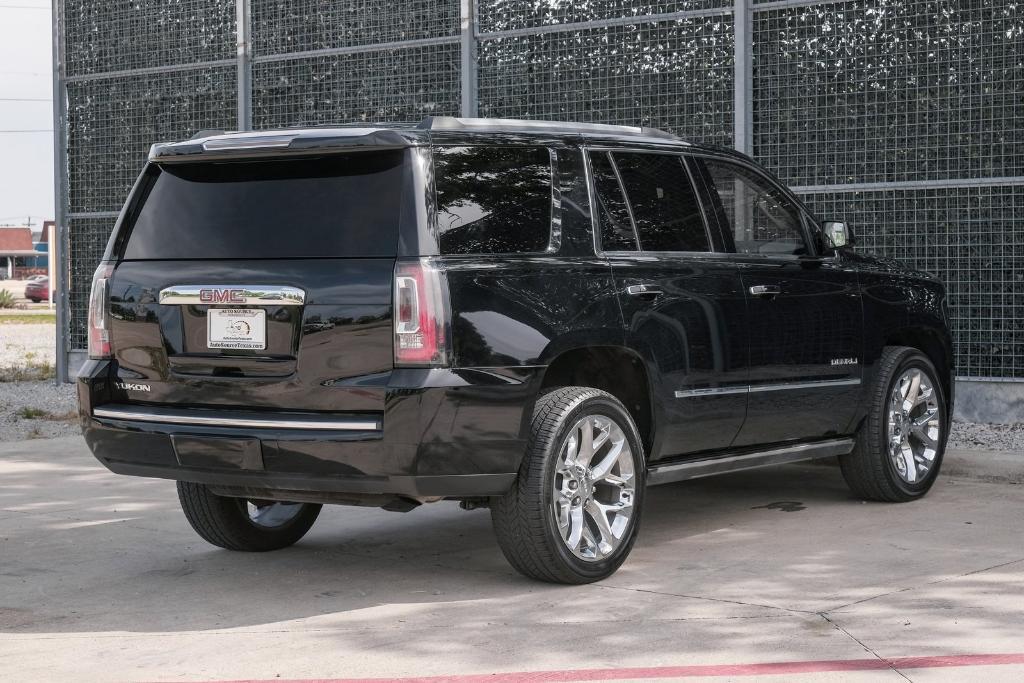 used 2020 GMC Yukon car, priced at $42,599