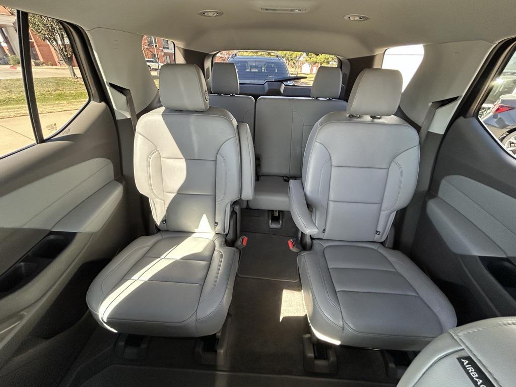 used 2018 Chevrolet Traverse car, priced at $19,477