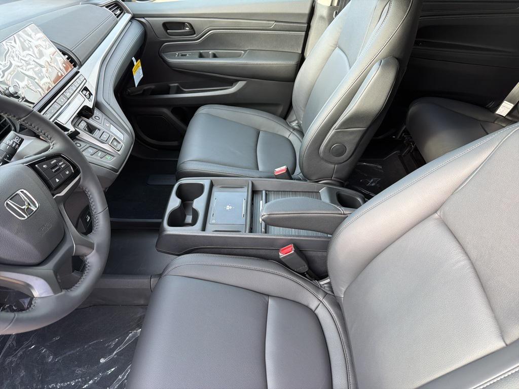 new 2026 Honda Odyssey car, priced at $42,488