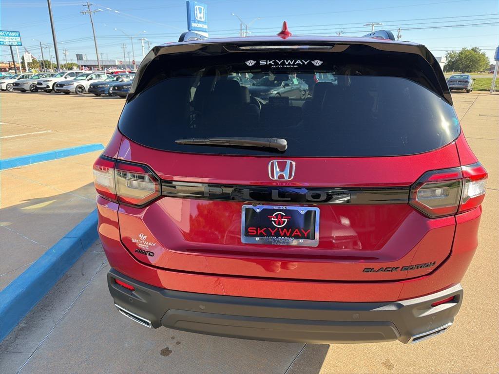 new 2025 Honda Pilot car, priced at $52,128
