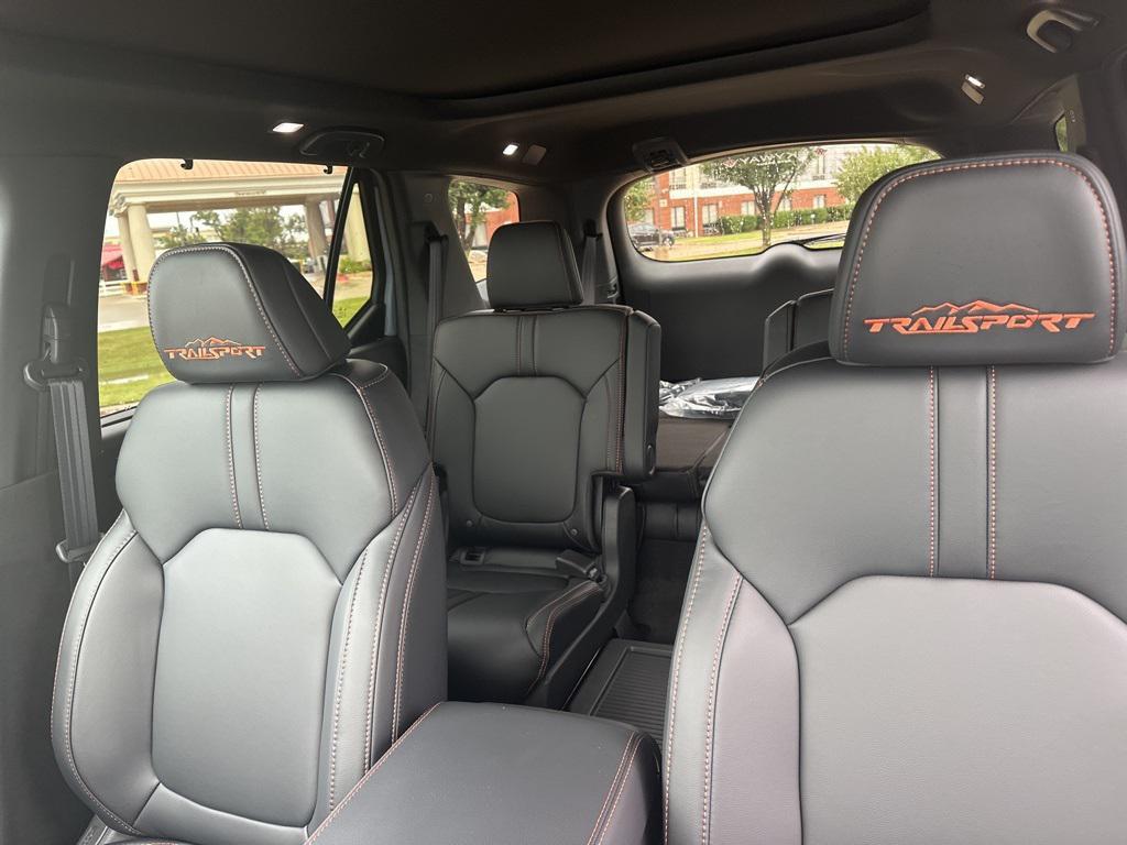 new 2025 Honda Pilot car, priced at $48,988