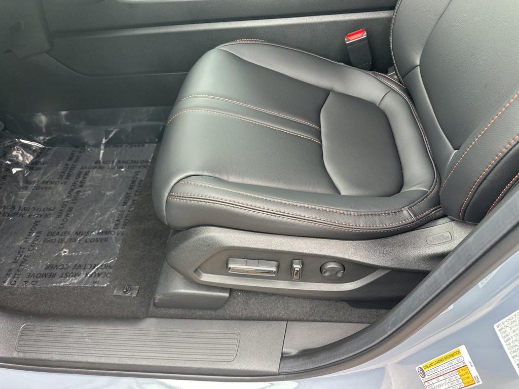 new 2025 Honda Pilot car, priced at $48,988