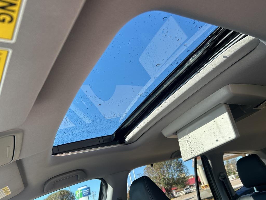 used 2021 Honda Pilot car, priced at $22,801