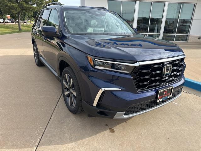 new 2025 Honda Pilot car, priced at $51,050