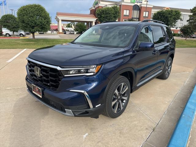 new 2025 Honda Pilot car, priced at $51,050