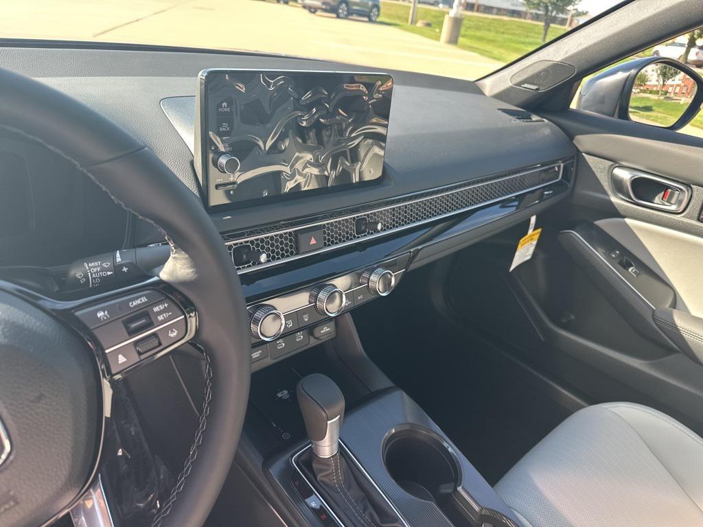 new 2026 Honda Civic Hybrid car, priced at $32,021