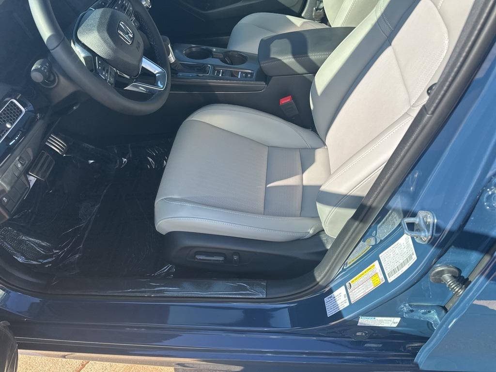 new 2026 Honda Civic Hybrid car, priced at $32,021