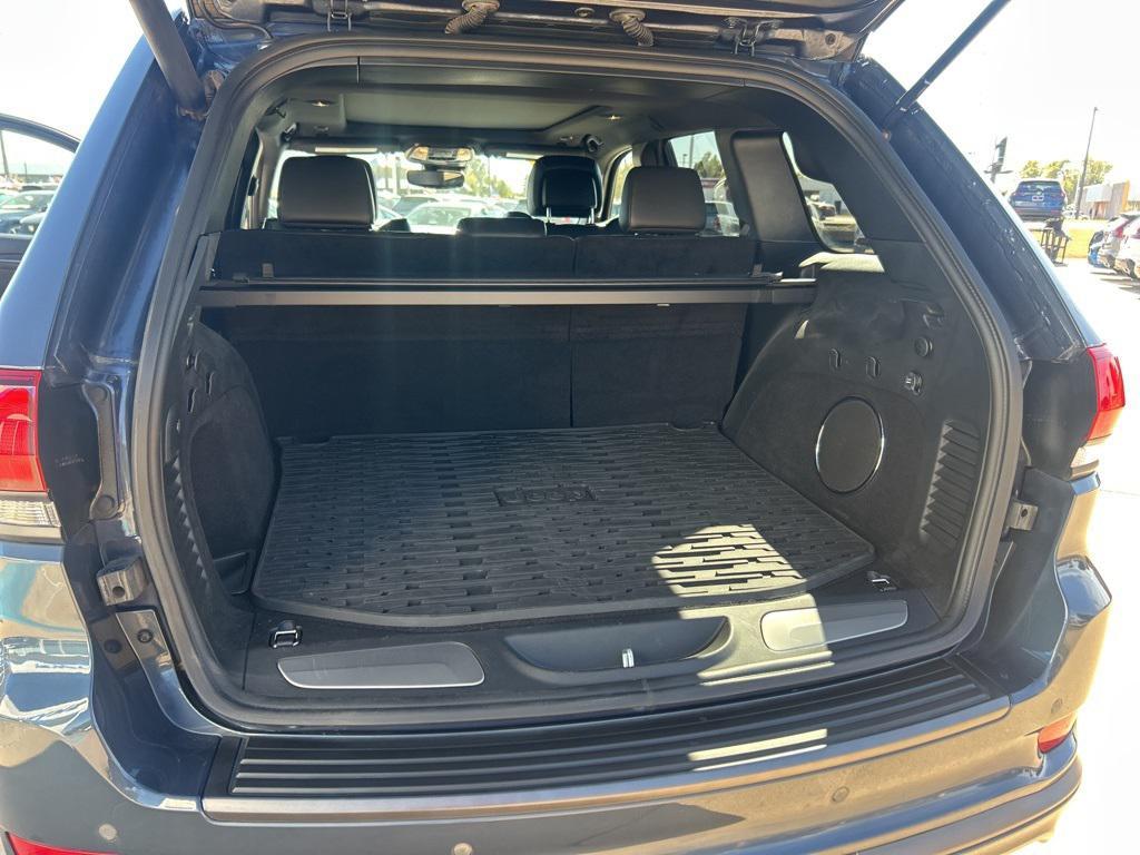 used 2021 Jeep Grand Cherokee car, priced at $29,877