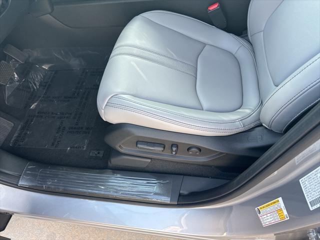 new 2025 Honda Pilot car, priced at $43,920