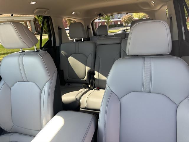 new 2025 Honda Pilot car, priced at $43,920