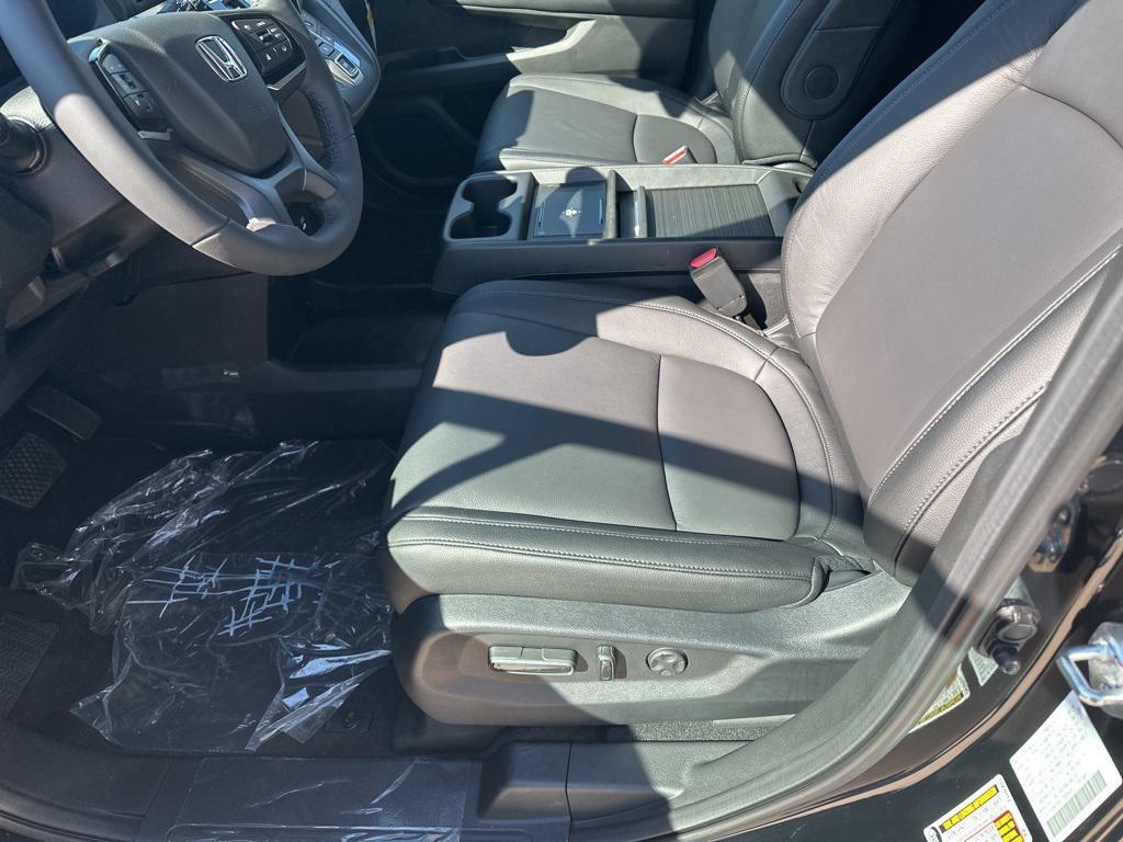 new 2026 Honda Odyssey car, priced at $42,183