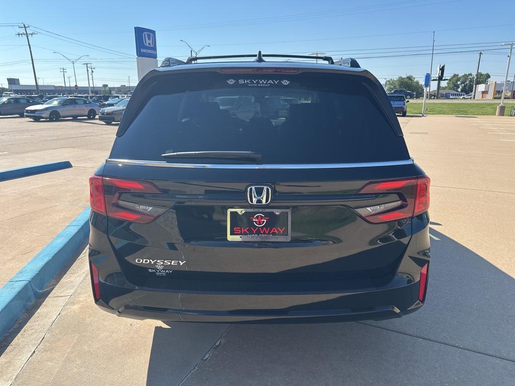 new 2026 Honda Odyssey car, priced at $42,183