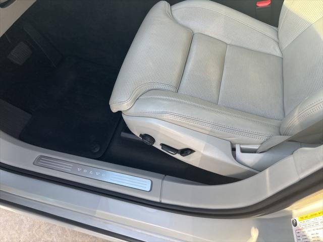 used 2021 Volvo XC90 car, priced at $36,790